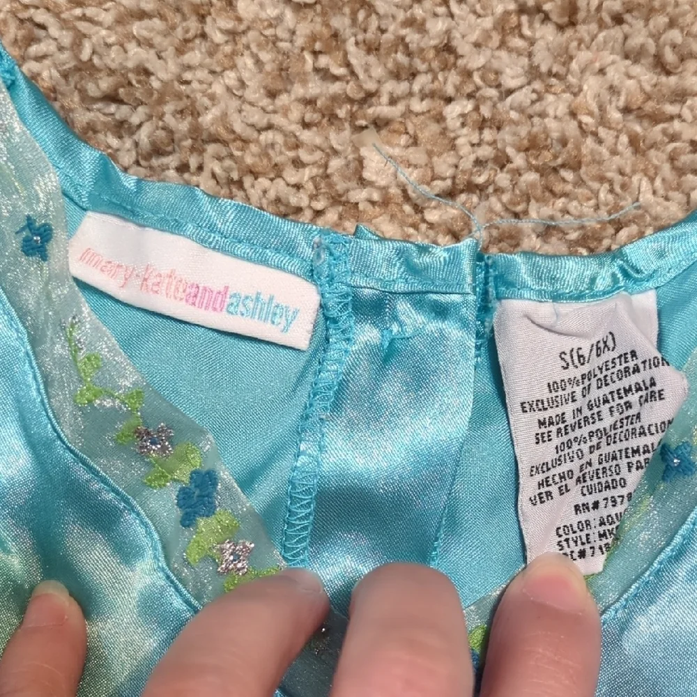 Charming Aqua Sleeveless Kids Top - Picture 2 of 5